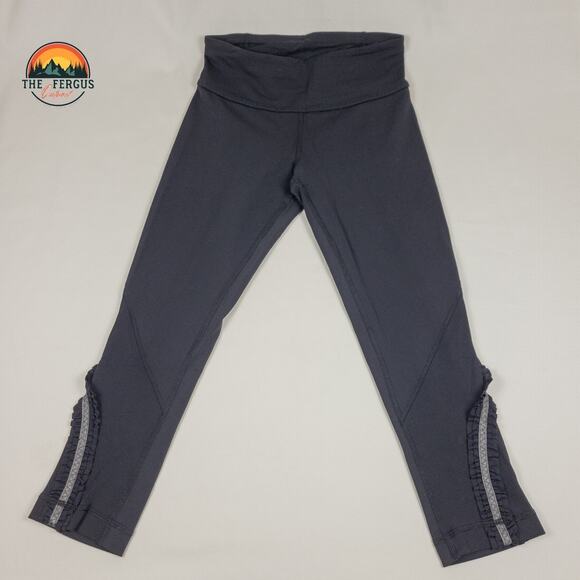 Lululemon Ruffle Reflective Stripe Black leggings Yoga Dance Gym Lounge Size 2 - Picture 2 of 9